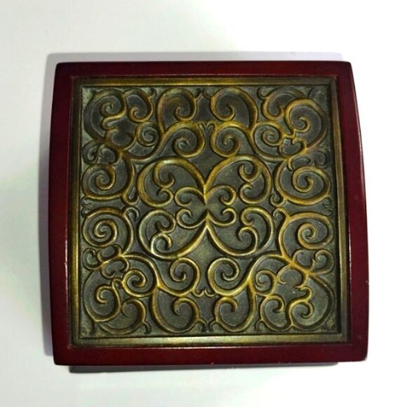 Bombay Company Musical Ring Jewelry Box with Inlaid Lid - Picture 5 of 11